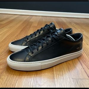 Common Projects Achilles Black/White Sz. 42 Pre-owned No Box
